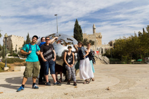 Účastníci výměny mládeže ČR-Izrael v Jeruzalémě v roce 2016 (foto archiv)